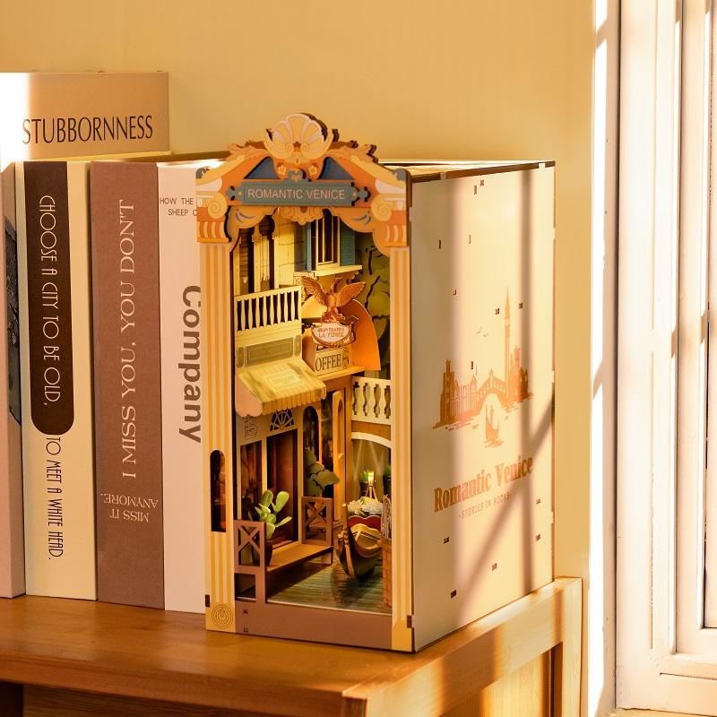 [ ROLIFETGB08 ] Rolife Book Nook & Wonderland Romantic Venice