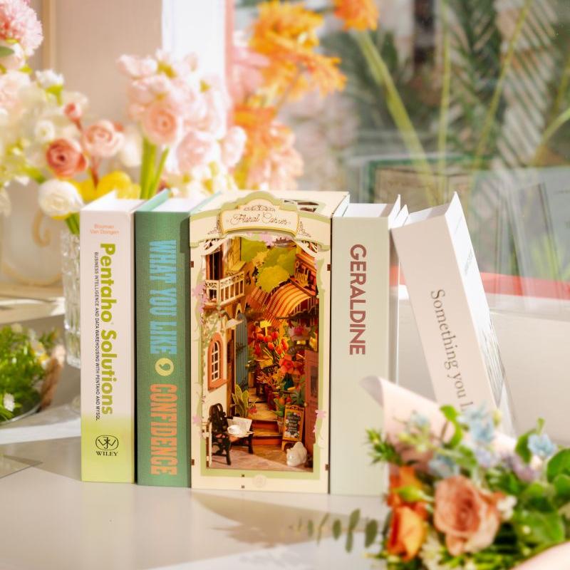 [ ROLIFETGB09 ] Rolife Book Nook & Wonderland Floral Corner