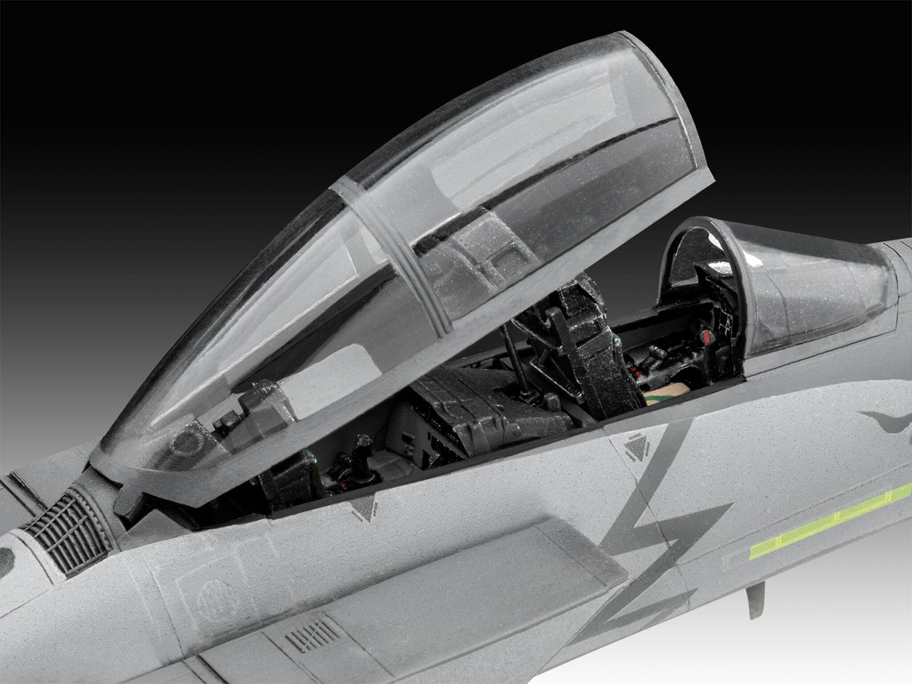 [ RE03841 ] Revell F-15E Strike Eagle 1/72