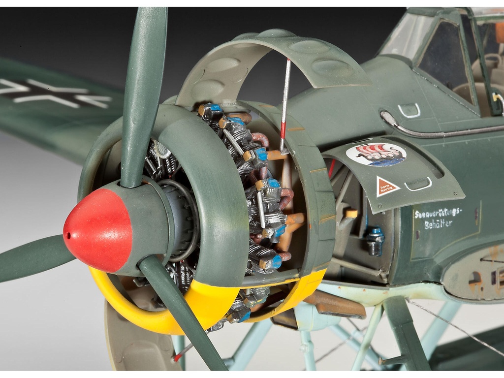 [ RE03787 ] Revell Arado Ar 196A-3 1/32