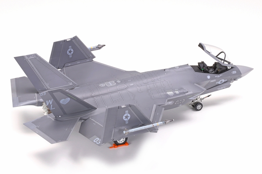 [ T60794 ] Tamiya F-35C Lightning II Lockheed Martin 1/72