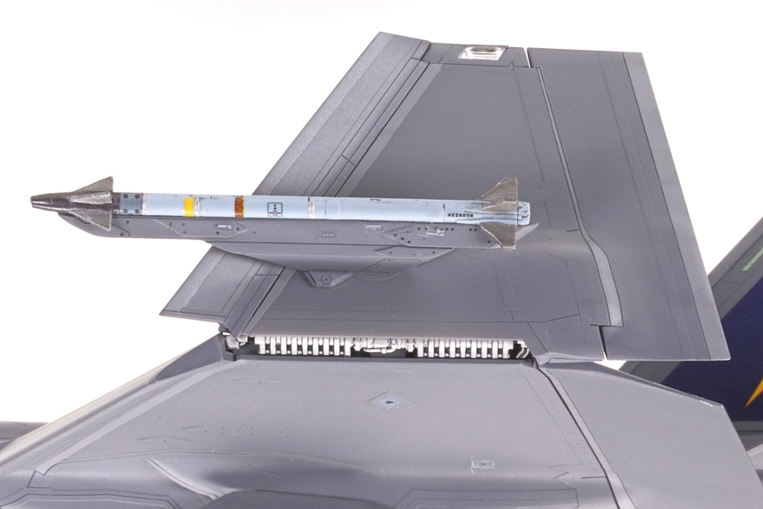 [ T60794 ] Tamiya F-35C Lightning II Lockheed Martin 1/72