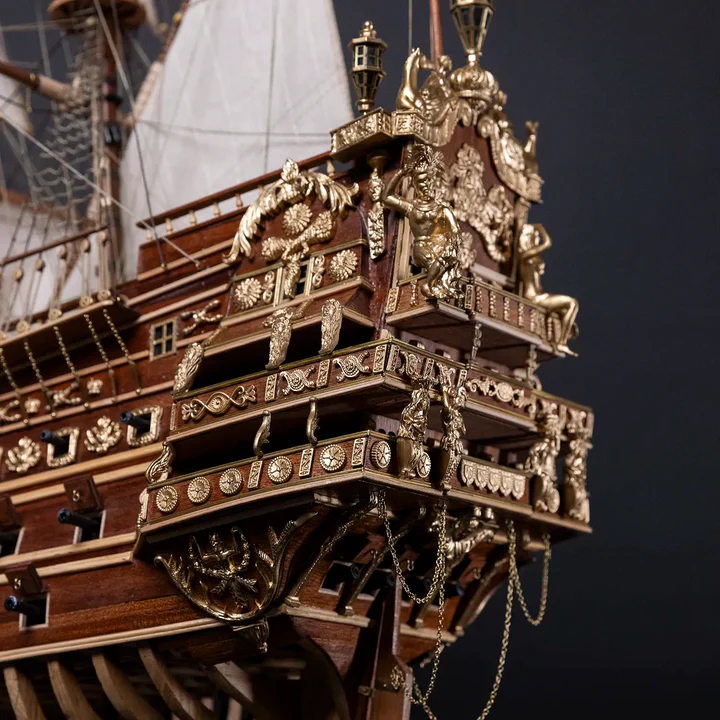 [ OCCREPR002 ] Soleil Royal  model ship limited edition  1/70 (met gratis beplanking en verfset)