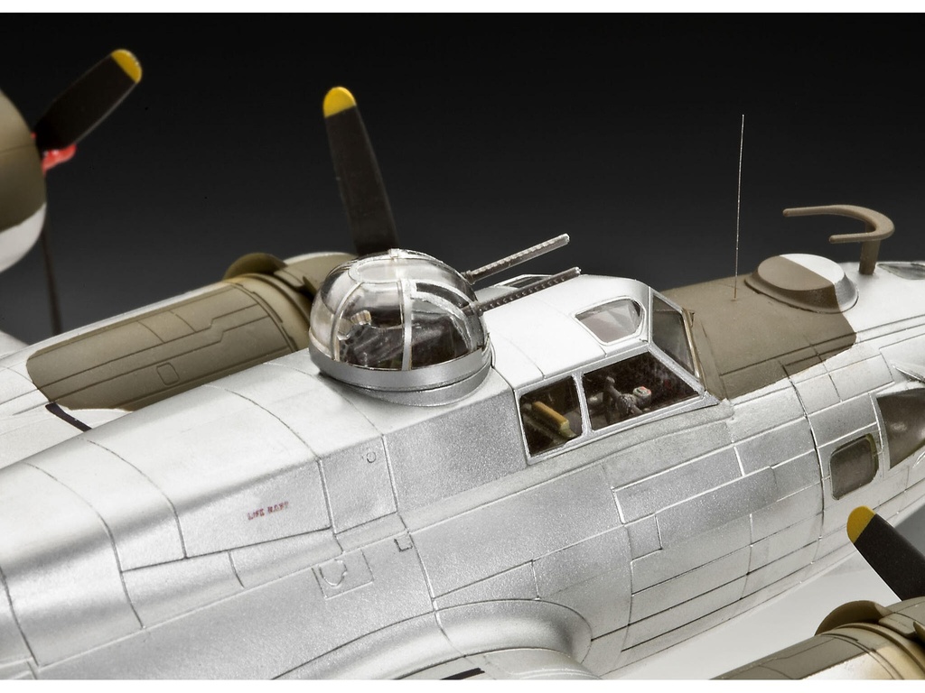 [ RE04283 ] Revell B-17G Flying Fortress 1/72