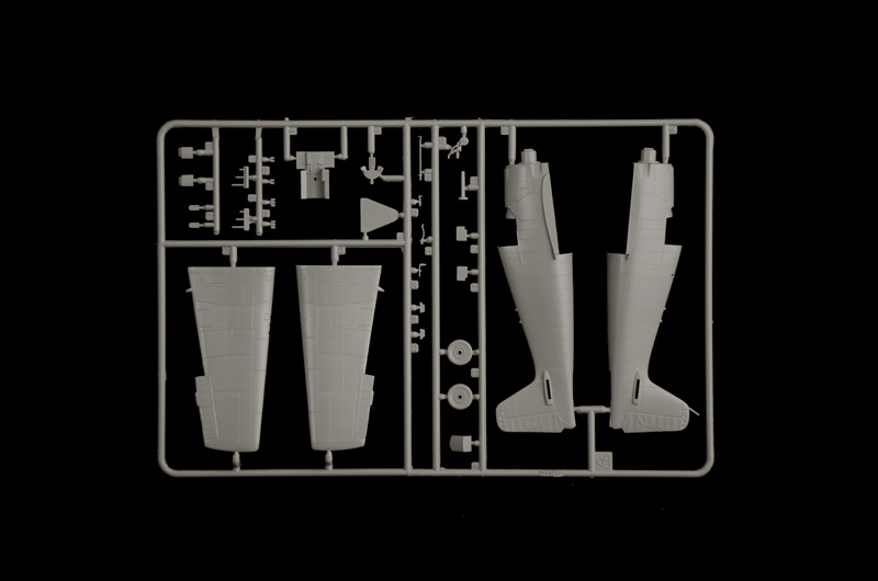 [ ITA-91213 ] Italeri F6F-3/5 Hellcat 1/72