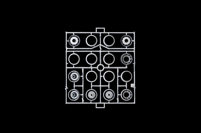 [ ITA-3964 ] Italeri Iveco Turbostar 198.48 1/24