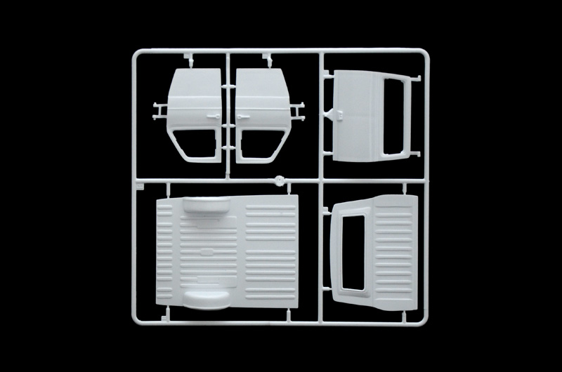 [ ITA-3975S ] Italeri Ford Transit "Italeri" 1/24