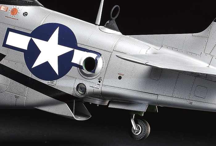 [ T60323 ] Tamiya 1/32 P-51D/K Mustang Pacific