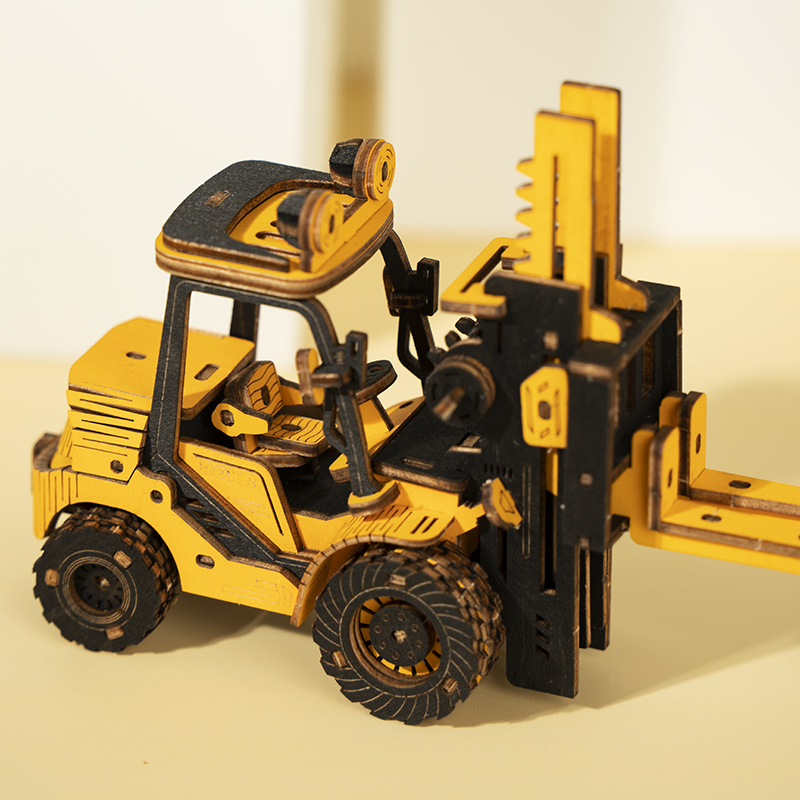 [ ROKRTG413K ] Forklift