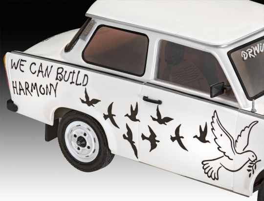 [ RE07713 ] Revell Trabant 601 "Builders' Choice" 1/24