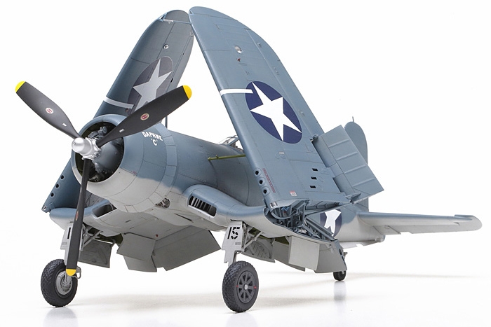 [ T60324 ] Tamiya 1/32 F4U-1 Corsair "Birdcage" 1/32
