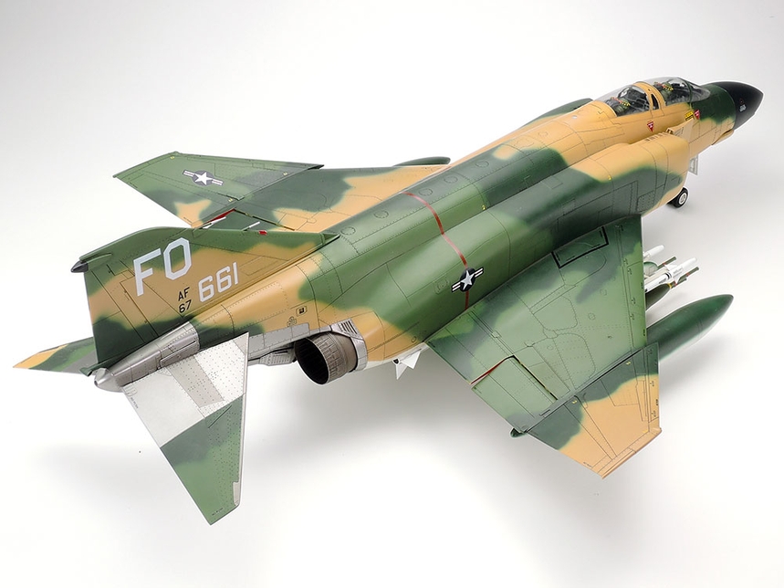 [ T60305 ] Tamiya F-4 C/D Phantom II  1/32