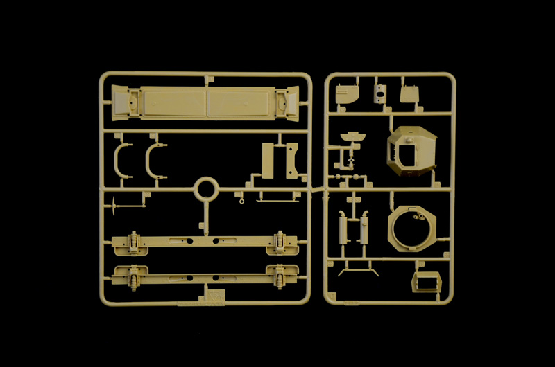 [ ITA-6591 ] Italeri Autoblinda AB 41 with Bersaglieri 1/35