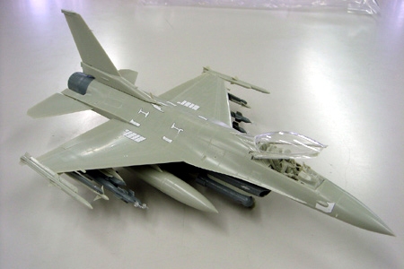 [ T61101 ] Tamiya Lockheed Martin F-16C Fighting Falcon  [Block 25/32] 1/48