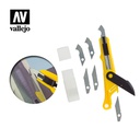 [ VALT06012 ] Vallejo Plastic Cutter Scriber Tool & 5 Spare Blades