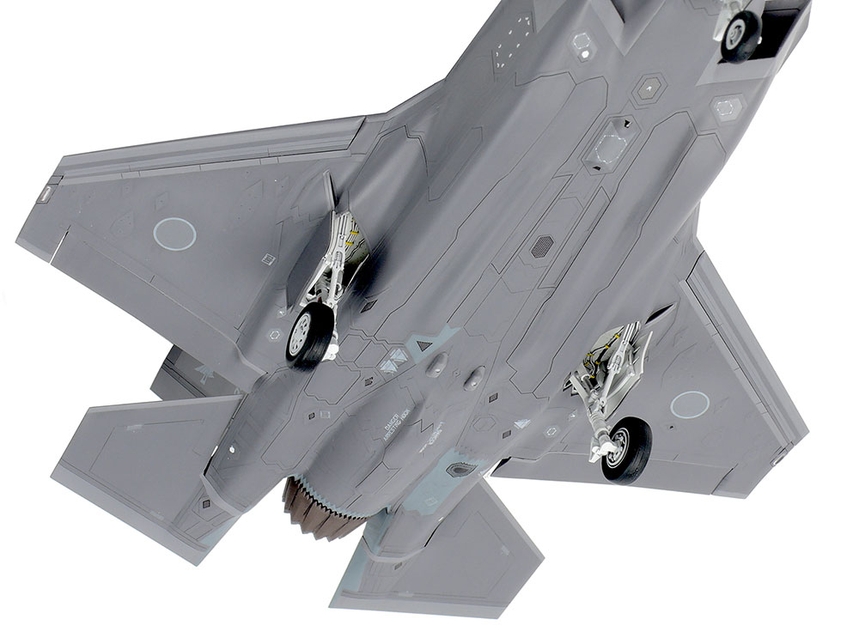 [ T60792 ] Tamiya F-35A Lightning II Lockheed Martin 1/72