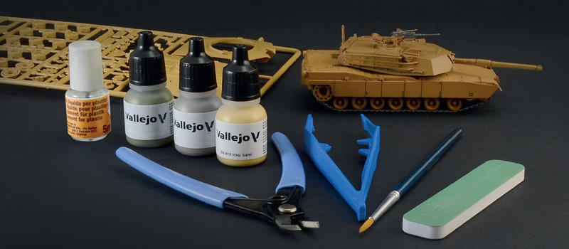 [ ITA-72004 ] Italeri M1 Abrams Complete Set for Modeling 1/72