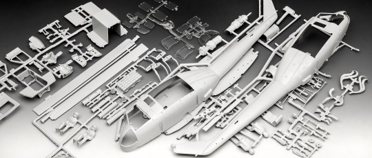 [ RE03867 ] Revell Bell UH-1D "Goodbye Huey" 1/32
