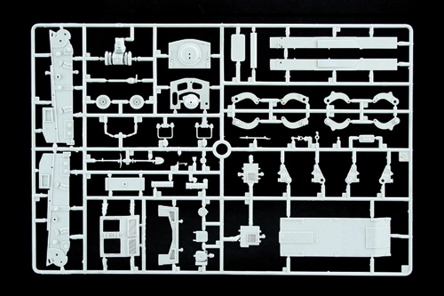 [ ITA-6477S ] Italeri Semovente L40 da 47/32 Italian self-propelled gun 1/35