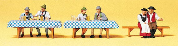 [ PRE10449 ] Preiser Auf dem Oktoberfest (2)