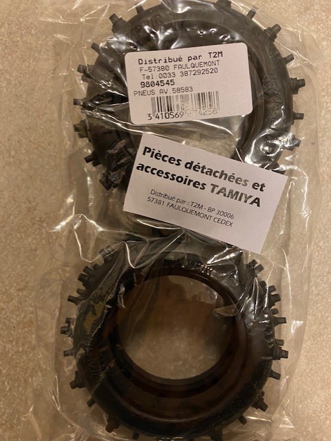 [ T9804545 ] Tamiya voorbanden Egress / Avante