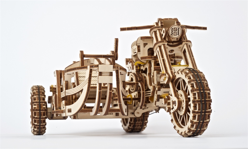 [ UGEARS4820184121133 ] Scrambler UGR-10 motor met zijspan