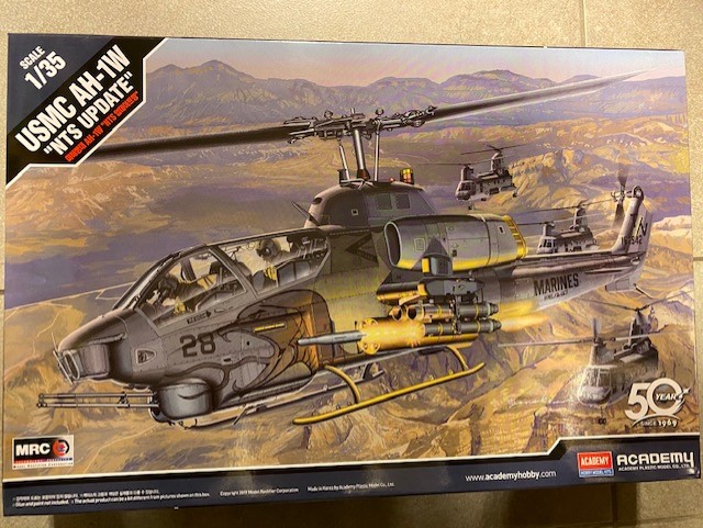 [ AC12116 ] Academy USMC AH1W "NTS Update" 1/35