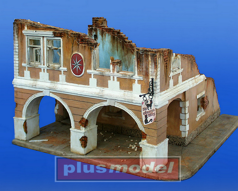 [ PLUSMODEL050 ] House with an arcade 1/35 