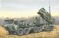 [ DRA3558 ] 1/35 MIM-104B PATRIOT SURFACE-TO-AIR MISSILE (SAM) SYSTEM (PAC-1) w/M9 