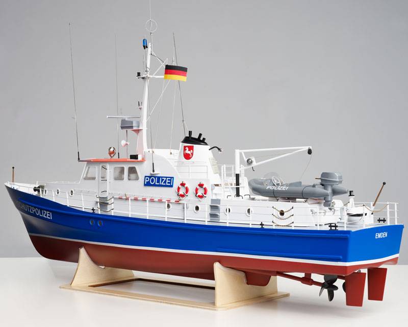 [ KRRO1000 ] POLIZEIBOOT W3 - Bouwdoos met Beslag 1/25