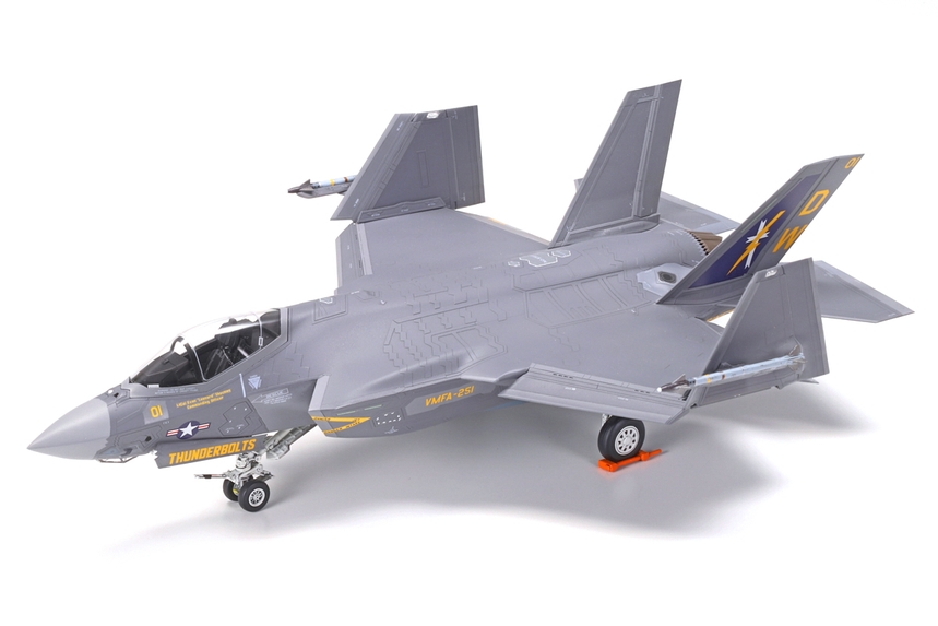 [ T60794 ] Tamiya F-35C Lightning II Lockheed Martin 1/72