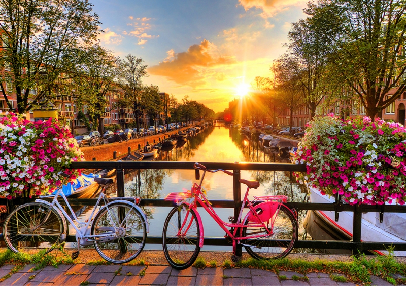 [ WC1010-0003-XL ] Wooden city bicycles in Amsterdam 1010 stukjes (houten legpuzzel)