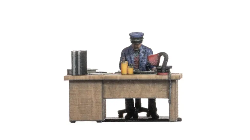 [ NO10220 ] Noch Railway Official at his Desk 1/87 HO