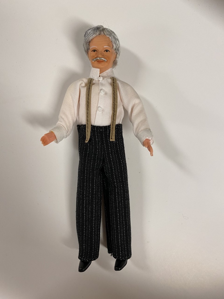 [ MM45027 ] Grandpa w. suspenders