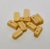 [ M37001 ] Mantua takelblokje ramin 1 gaatje 3mm 10st