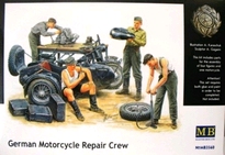 [ MB3560 ] MB Germ Motorcycle Repair Crew 1/35