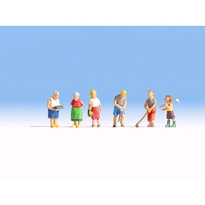 [ NO15569 ] Noch Familie im Garten