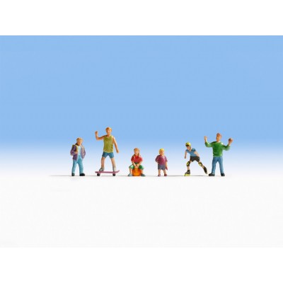 [ NO15810 ] Noch Spielende Kinder