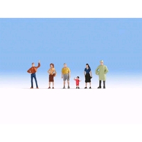 [ NO18100 ] Noch Passanten