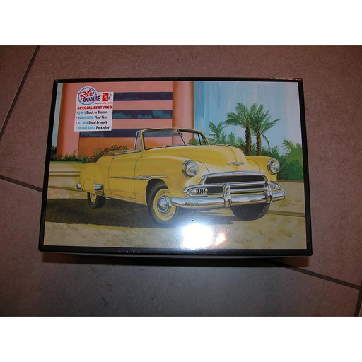 [ AMT1041 ] 1951 chevy convertible