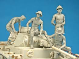 [ MINIART35278 ] German tank crew "afrika corps" 1/35