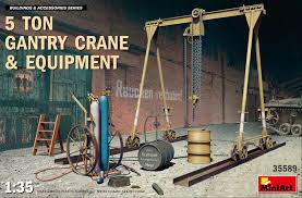 [ MINIART35589 ] 5 Ton gantry crane & equipment 1/35