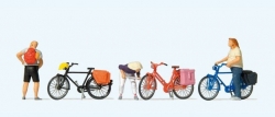 [ PRE10659 ] Preiser Fietsers staand bij een korte pauze 1/87