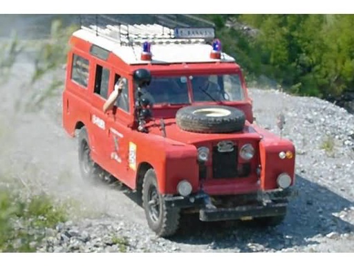 [ ITA-3660S ] Italeri land rover fire truck 1/24
