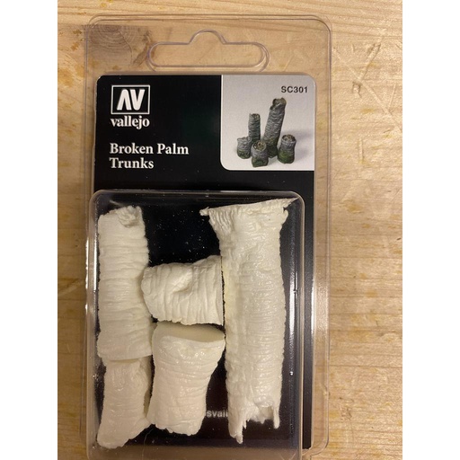 [ VALSC301 ] Vallejo Broken Palm Trunks 1/35