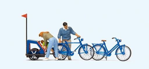 [ PRE10635 ] Preiser Familie maakt zich klaar om te fietsen 1/87