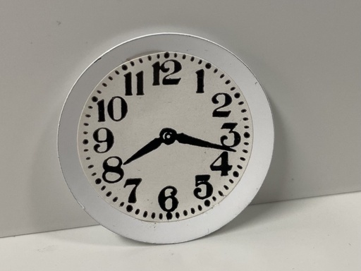 [ SAD5862 ] Streets Ahead Dollshouse Klok