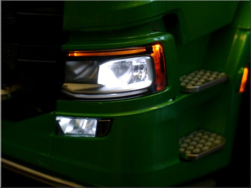 [ SERVONAUT- LV7770S ] LV7770S Lichten vooraan Tamiya Scania 770 S