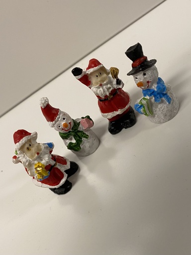 [ SAD4790 ] Streets Ahead Dollshouse Kerstfiguren