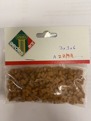 [ A22193 ] Aedes Rode baksteen 3x3x6 mm 500stuks